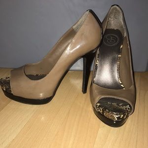 Jessica Simpson Platform Pumps